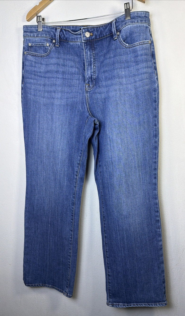 Talbots Women barely boot jeans Size 16 Blue Denim straight high rise luxury